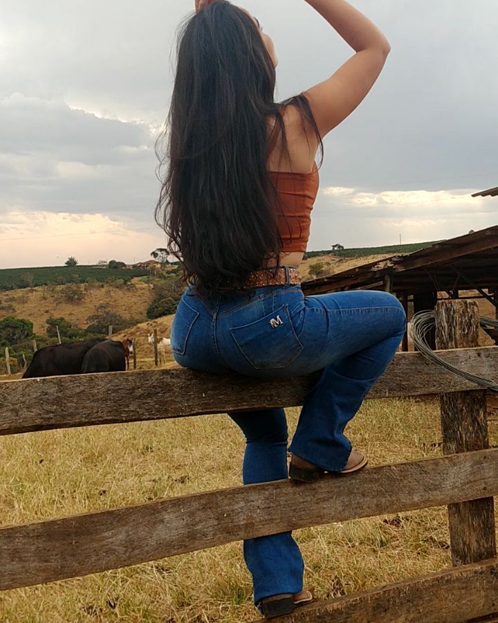 CM